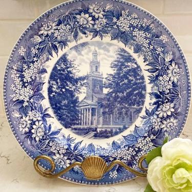 Vintage Blue and White Pattern Floral Edge Transferware by Wedgwood made in England, Antique Collectible Wedgwood Plate by LeChalet