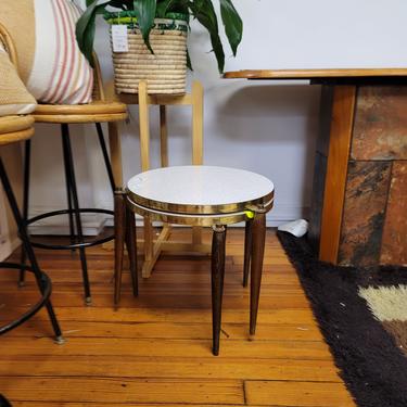 Pair of Round Nesting Tables
