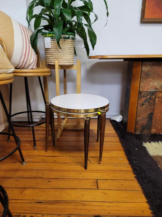 Pair of Round Nesting Tables