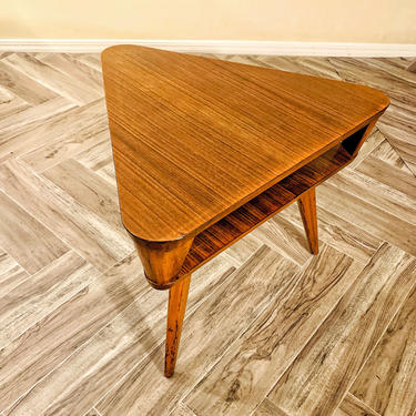 Mid Century Modern Vintage Guitar Pick Side Table By Mallin Furniture 