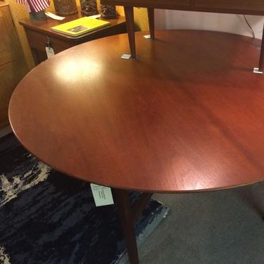 Vintage Knoll walnut round dining table
