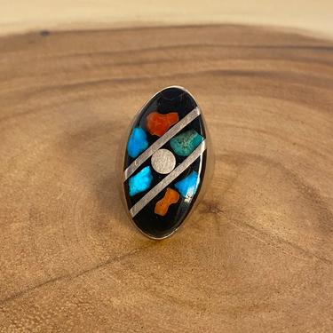 GRAPHIC SHAPES Vintage Multi-Stone Statement Ring | 1970s Onyx, Turquoise & Coral Inlay | Native American Style, Southwestern | Size 10 