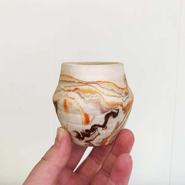 Vintage Nemadji Art Pottery Small Vase Swirl Handmade USA Mini Flower Bud Orange Red Swirl Vanity Mid-Century Modern White Beige 