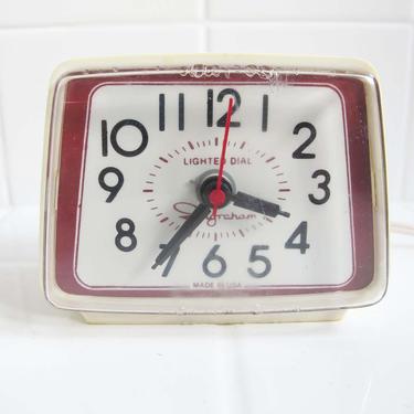 Vintage 70s Ingraham Bedside Clock -  1970s Cream Square Clock  - Minimalist Bedroom Home Decor - Small Nightstand Clock 