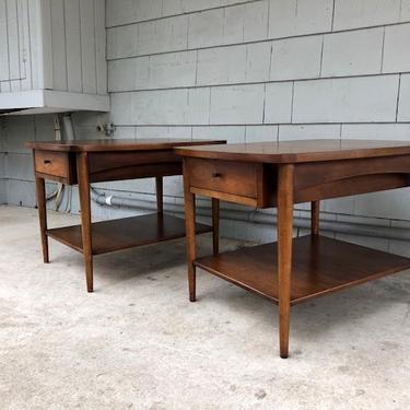 Midcentury Broyhill End Tables or Nightstands