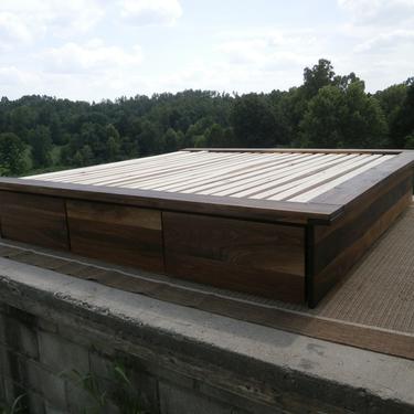 NdFvN04 *Solid Hardwood Platform Bed with wide platform extension and 6 drawers - natural color 
