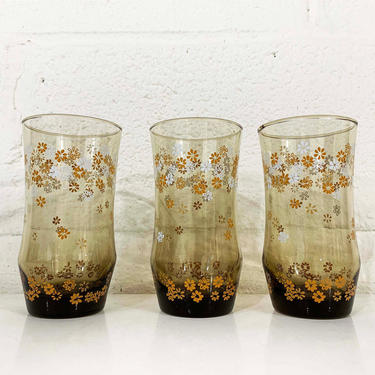 Vintage Flower Libbey Glasses 1970s Set of Three Brown Retro Juice Glass Barware Cocktail Mid-Century White Tan Daisy Daisies Floral Flowers 