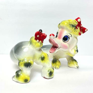 Vintage Ucagco Poodle Dog Stretch Salt Pepper Shakers Anthropomorphic Japan 
