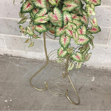 Vintage Plant Stand Retro 1990s Gold Metal + 3 Open Tiers + Round Bar Trays + Bent Metal Design + Indoor Plant Display + Home and Room Decor 