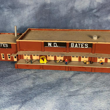 Big 11&quot; Vintage W.D Bates Industrial Building Model, N Scale Manufacturing, Factory 