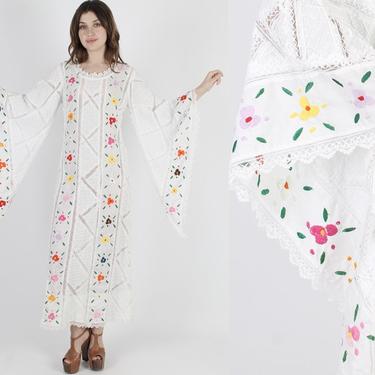 White Mexican Wedding Dress Kimono Sleeve Cinco De Mayo Dress Vintage 70s Bridesmaids Floral Embroidered Angel Sleeve Lace Long Maxi Dress 