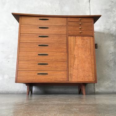 Mid Century Tall Cabinet By George Nashima For Widdicomb