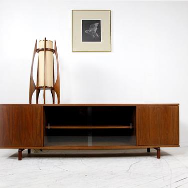 Vintage mcm low walnut credenza with sliding glass doors | Free delivery in NYC and Hudson area 