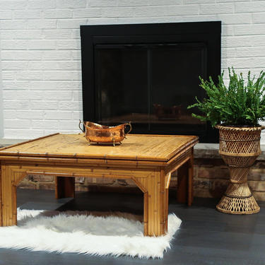 Mid Century Bamboo Wood Coffee Table/ Boho/ Vintage/ LOCAL P/U Chicago, Il area or Your Shipper 