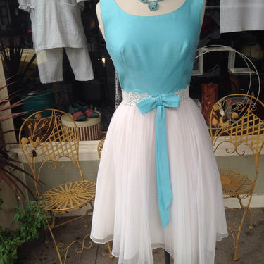 Beutiful blue/60's linen dress with sheer pleated full skirt/ fit n flare style/ 1960's/ cinched waist/ patio dress/ 30&amp;quot; waist 