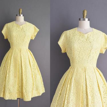 vintage 1950s dress | Buttercup Yellow Lace Full Skirt Bridesmaid Dress | Large | 50s vintage dress 