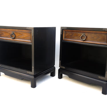 DREXEL Mid-Century Nightstands - A Pair || Chinoiserie Two-Tone Black &amp; Wood Single Drawer Bedside Tables 