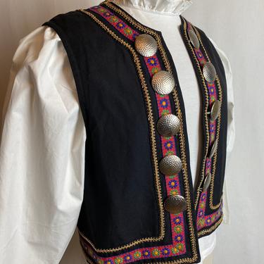 Hand embroidered vintage vest~ Austrian style jacket~ colorful needlework birds~ decorative unique folk art~ European 1970’s size Medium 