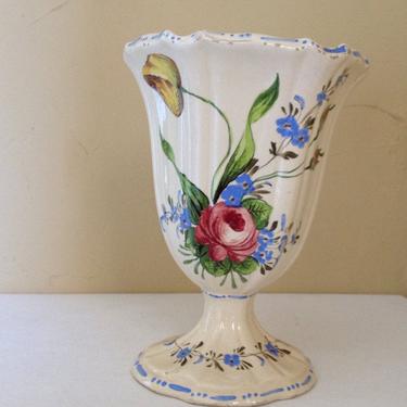 Rare Vintage Nova Rose  Majolica Italian Barettoni, Nove Handpainted Vase -Made In Italy- Wonderful bright flowers 