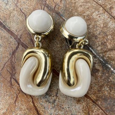 1980s Cream and Gold Clip Earrings