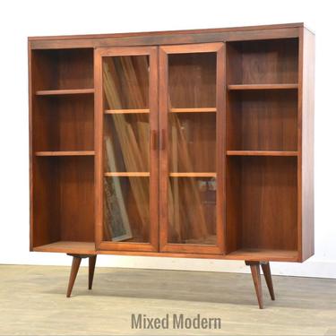 Walnut MCM Bookcase Display Cabinet 
