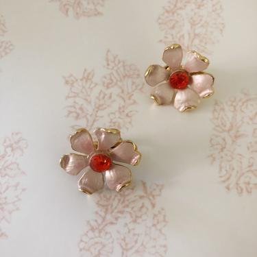 Vintage Light Pink Enamel Flower Clip-On Earrings - 1960s 