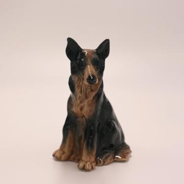 vintage Hunter House ceramic dog figurine 