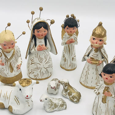 Vintage  12 Pc Hand Painted Decorative Nativity from Mexico-White and gold- folk Art 
