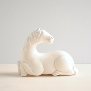 Vintage White Horse Statue Museum Replica from the Metropolitan Museum of Art in New York by Alva Studio, Plaster Horse Statue, Horse Figure 