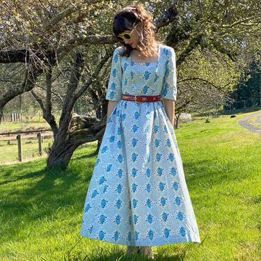 1950s Handmade Blue Rose Prairie Dress 