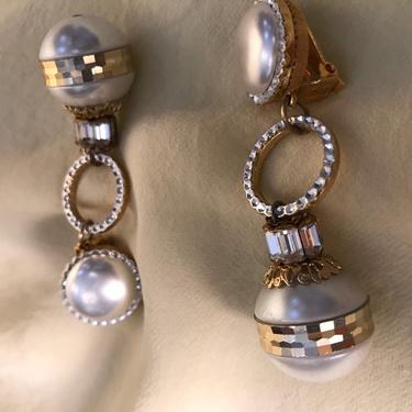 Vintage Clip on Earrings ~ Alice Caviness ~ chandelier disco ball~ gold tone with pearly bobble~ sparkly rhinestone 1960’s 70’s glam 