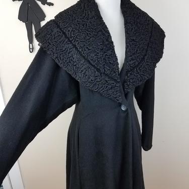 Vintage 1950's Lambs Wool Coat / 60s Black Jacket S/M 