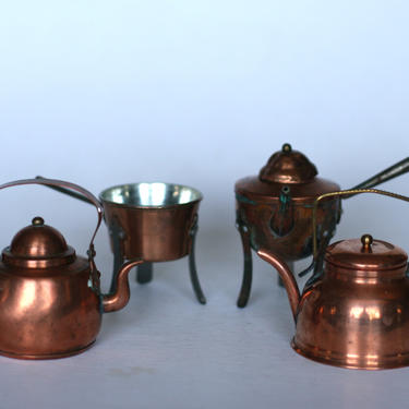 vintage miniature copper cooking kettles and pans 
