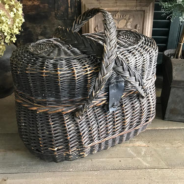 French Panier de Ferme, Basket, Napoleon III, Mid 1800s Farm Market Basket 