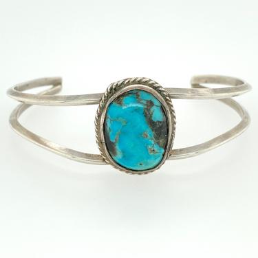 Vintage Dainty Navajo Bright Blue Turquoise Sterling Silver Cuff Bracelet 