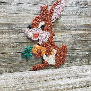 Vintage Bunny Popcorn Melted Plastic, 1970s Easter Window Door Wall Hanging, Kage Company, Buck Teeth Brown Rabbit &amp; Carrot, Vintage Holiday 