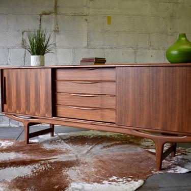 EXTRA LONG Mid Century Modern styled CREDENZA media stand 