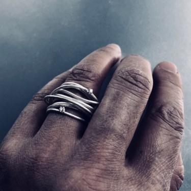 Infinity ring with pt. diamonds