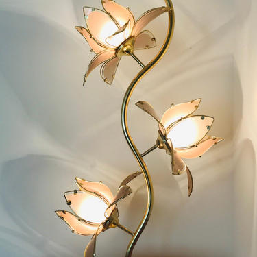 1980's Vintage Brass Italian Glass Lotus Table Lamp 