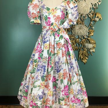 1980s dress, fit and flare, vintage 80s dress, polished cotton, Laura Ashley, puff sleeves, full skirt, white floral print, summer wedding 