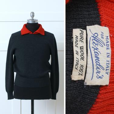 mens vintage 1940s 50s pullover sweater • soft Italian wool ski sportswear sweater in charcoal gray & red with turtleneck collar • unisex 