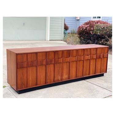 (AVAILABLE) Vintage Mid Century Modern 84 in LONG Walnut Credenza