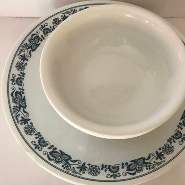 Vintage 9 PC Old Town Blue Onion Pattern Correlle (6) Dinner Plates and (3) Bowls 