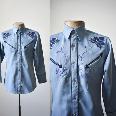 Vintage Western Snap Up / Blue Western Shirt /Western Shirt with Embroidery / Maple Leaf Embroidery / Chainstitched Shirt / 1970s Western 