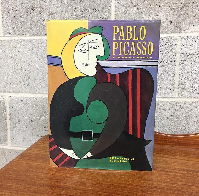 Vintage Book Retro 1990s Pablo Picasso + A Modern Master + Richard Leslie + Artist + Abstract Art + Cubism + Painting + Coffee Table Book + 