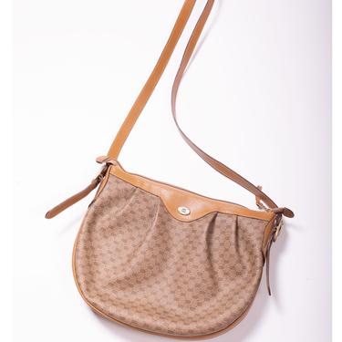GUCCI 1980s Monogram Accessory Collection Leather and Canvas Crossbody Bag Logo GG Beige Hobo Saddlebag 