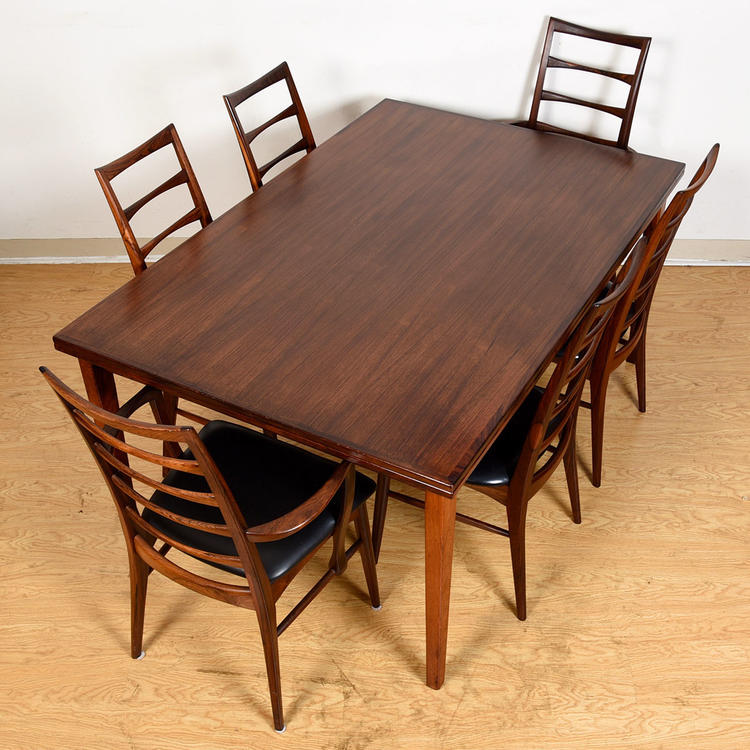 Mid-Sized 61&#8243; x 40&#8243; Danish Modern Rosewood Expanding Dining Table