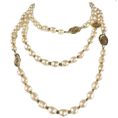 Chanel Necklace 1981 Gold Toned Sautoir with Faux Baroque Pearls