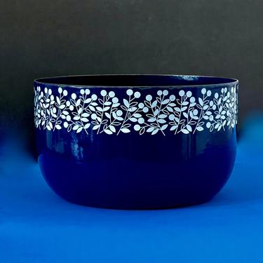 A Vintage Mid Century Modern Beautiful Large Dark Blue Enameled Bowl by Scanli W Germany 