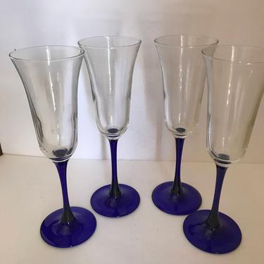 Lovely Vintage (4) Champagne Flute Glasses set Blue Stems- Flared Bowl -  Nice Condition 